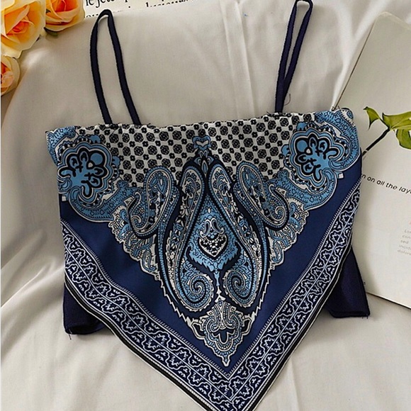 🎈New!! Bandanna Print Camisole Top🎈 - Picture 2 of 2
